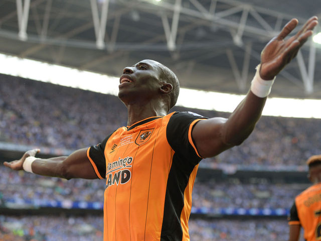 Newcastle signs Diame from Hull City
