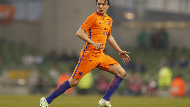 Watford's Steven Berghuis makes temporary switch to Feyenoord