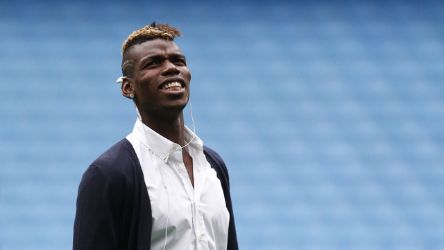 Mourinho confident in Manchester United's Pogba pursuit