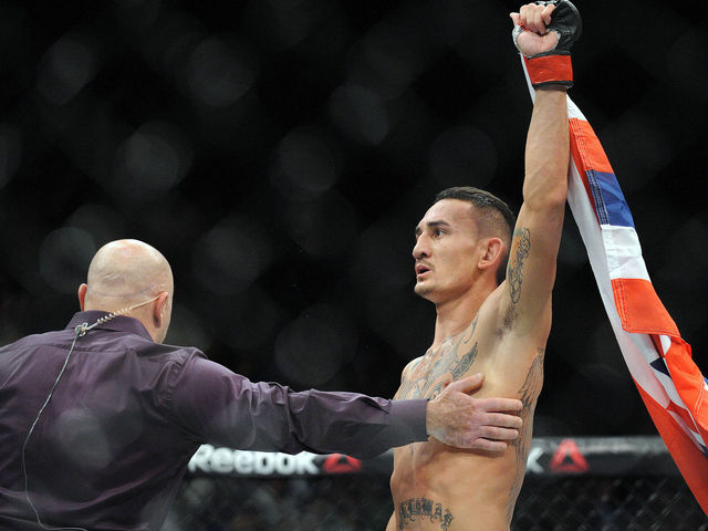 Holloway: I'll rematch McGregor at heavyweight if he wants