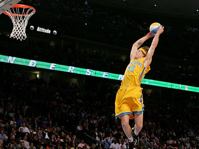 Birdman narrates Chris Andersen's disastrous 2005 NBA dunk contest