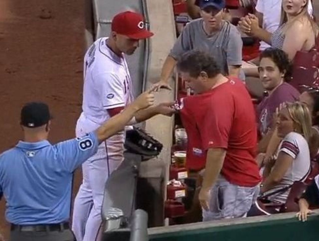 Joey Votto Signs Ball For Young Reds Fan, Says Sorry For Ejection