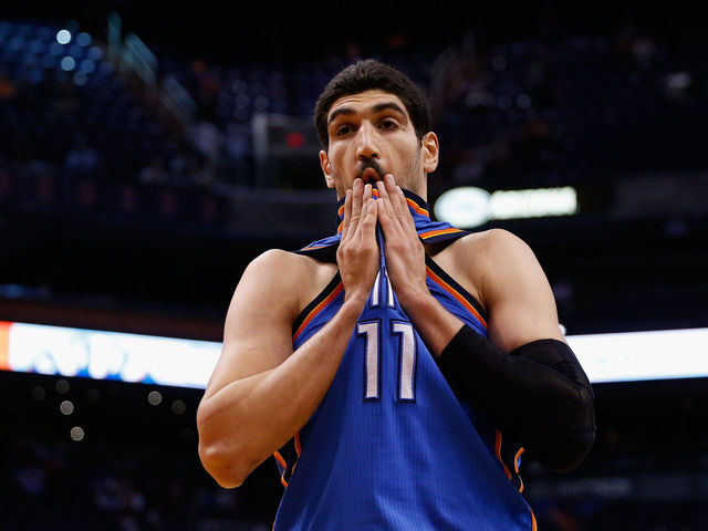 Thunder's Kanter takes shot at T-Wolves' lime green uniforms