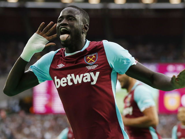 Crystal Palace confirm Kouyate signing