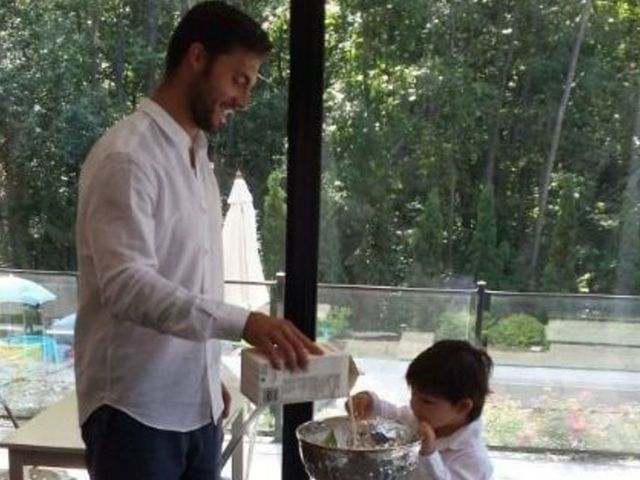 Another Penguin lets kid eat cereal out of Stanley Cup