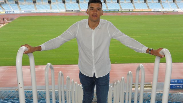 Real Sociedad strikes deal with Man City for goalkeeper Rulli