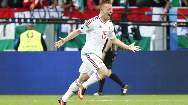 Werder Bremen's Kleinheisler moves on loan to Darmstadt
