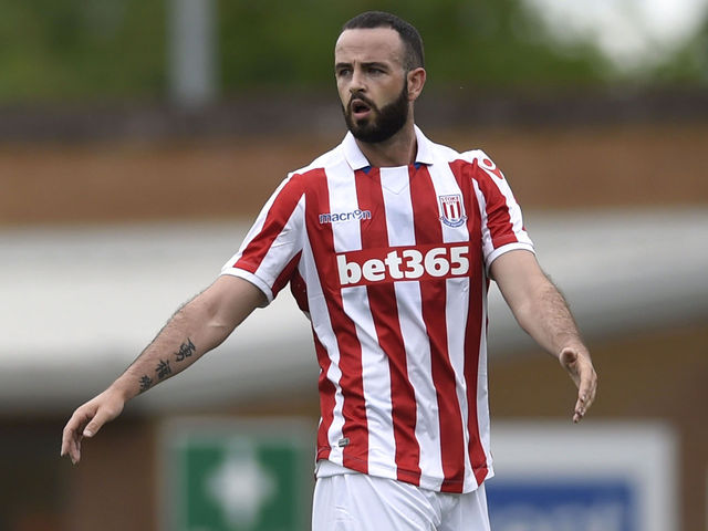 Bournemouth signs Marc Wilson from Stoke City