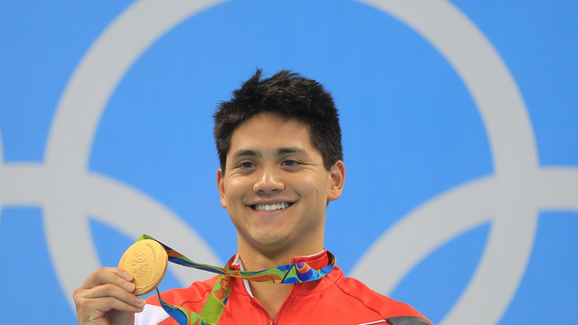 Woman has major regrets after ignoring Joseph Schooling on Tinder