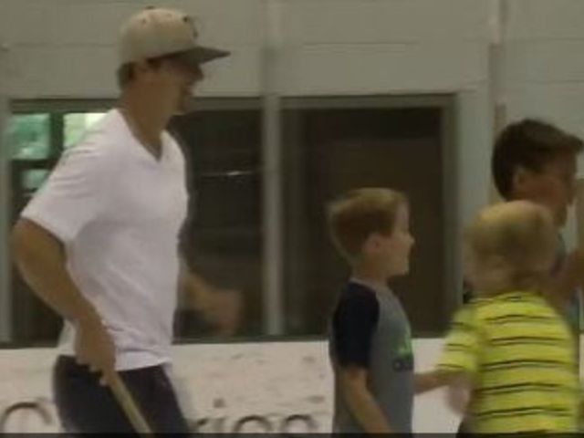 Stars' Roussel plays broomball at young fan's birthday