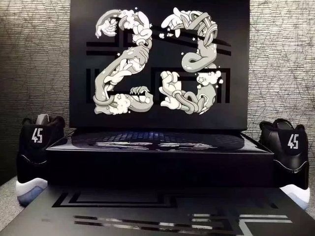 retro 11 space jam box