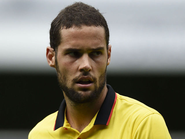 Watford's Mario Suarez joins Valencia on loan