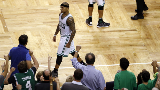 Thomas doesn't expect to miss time with sprained wrist