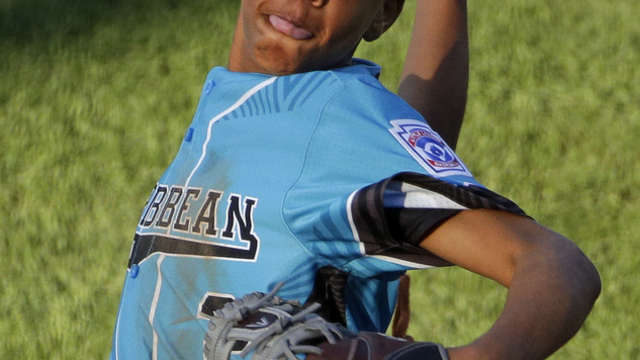 LLWS boasts switch-pitcher for the 1st time in 60 years