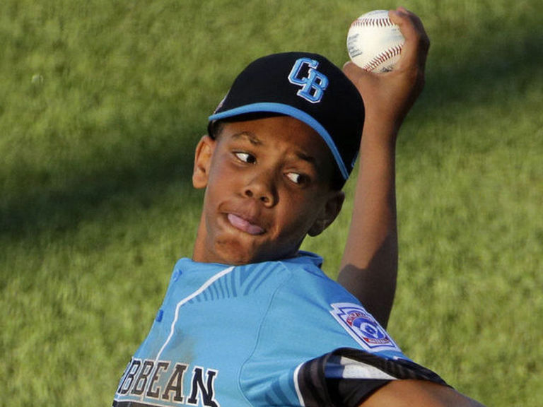LLWS boasts switchpitcher for the 1st time in 60 years