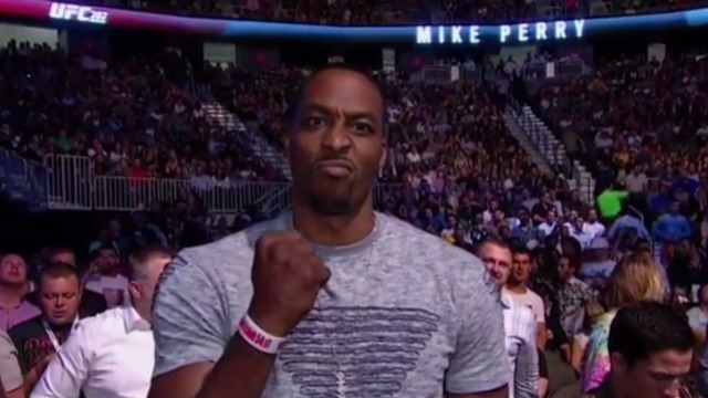 Dwight Howard booed at UFC 202
