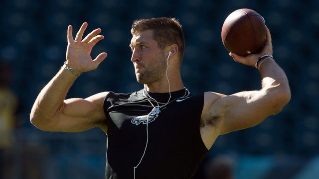 Blue Jays, Red Sox to attend Tebow workout