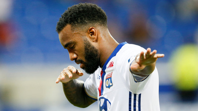 Lacazette intends to leave Lyon this summer, affirms Atletico affection