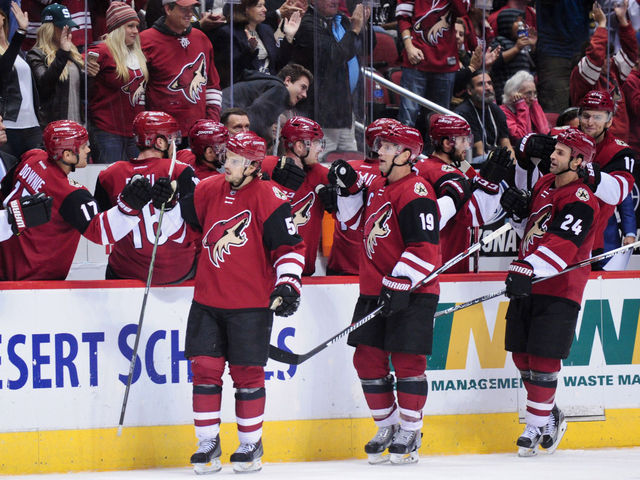 Coyotes hire 1st full-time female NHL coach