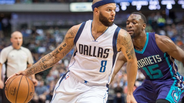 Mavs' Williams out vs. Bucks with calf injury