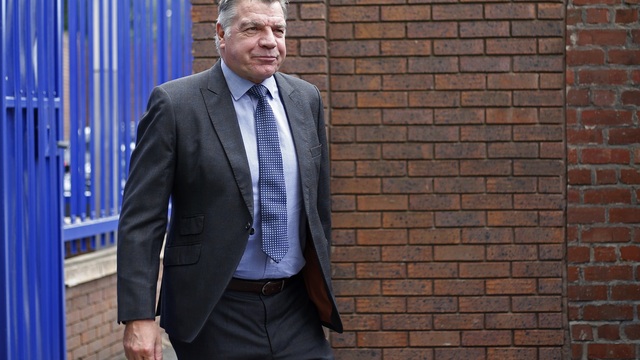 Allardyce sacked as England manager after sting revelations