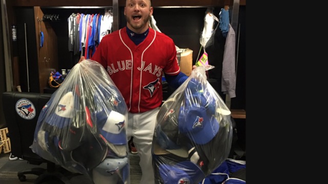 Watch: Fans make it rain after Donaldson's HR hat trick