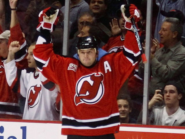 Blue Jackets affiliate names 3-time Cup winner Madden head coach