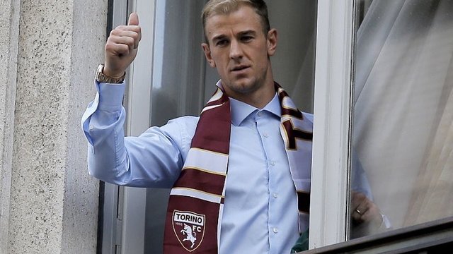 Watch: Torino fans mob Joe Hart upon arrival in Italy