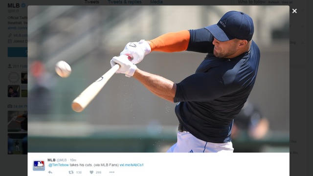 Watch: Tebow's 1st pro baseball workout