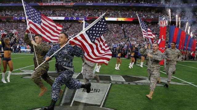 Some military vets tweet support for Kaepernick's protest