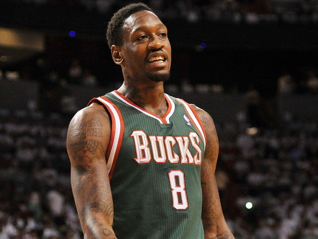 Sanders teases possible NBA return on Instagram