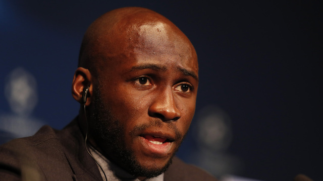 Manchester City's Mangala joins Valencia on season-long loan