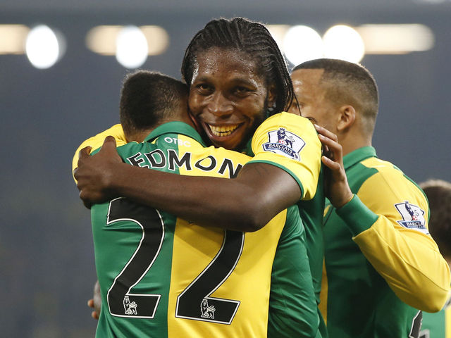 Mbokani joins Hull City on loan from Dynamo Kyiv