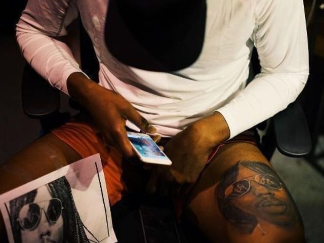Kevin Durant gets a Rick James thigh tattoo
