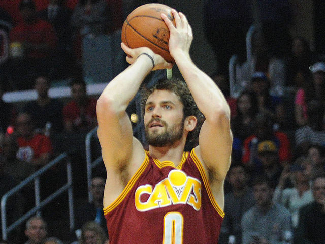 Love explodes for record 34 points in 1st quarter onslaught vs. Blazers