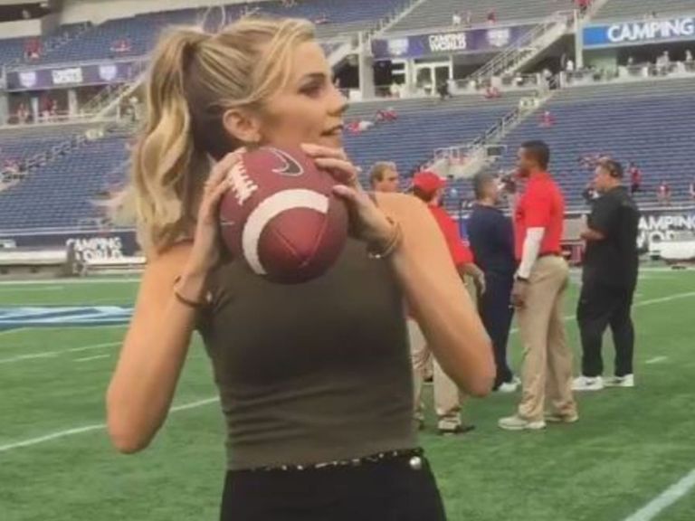 Watch Espn S Sam Ponder Shows Off Arm Ahead Of Fsu Ole Miss Game