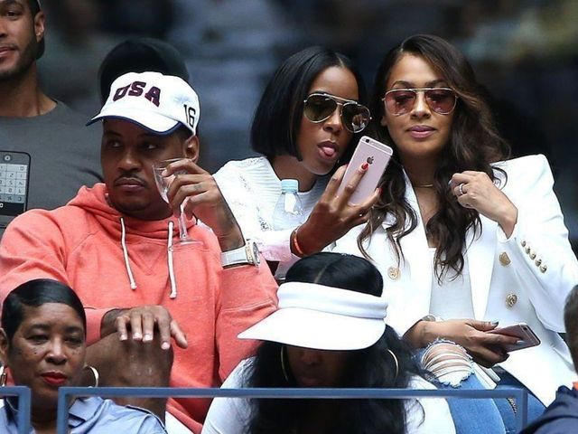 Carmelo unimpressed with wife's selfie-taking at US Open