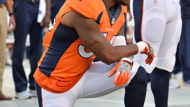 Broncos' Marshall loses endorsement for kneeling during anthem