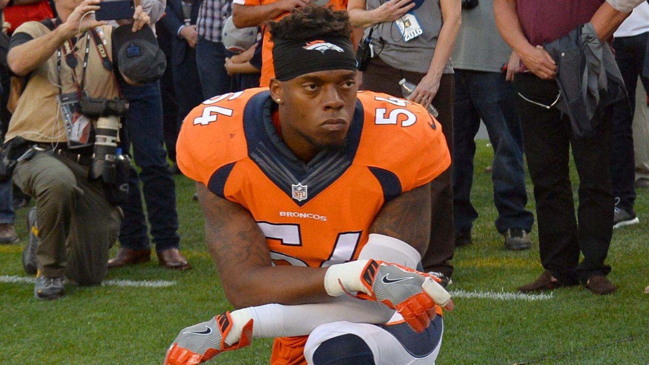 Broncos' Brandon Marshall Kneels During National Anthem