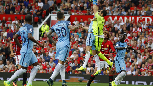 Football world reacts to Claudio Bravo error with slew of Hart jokes