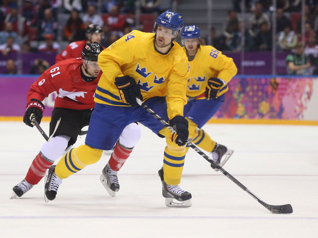 Berglund replaces Rakell on Sweden's World Cup roster