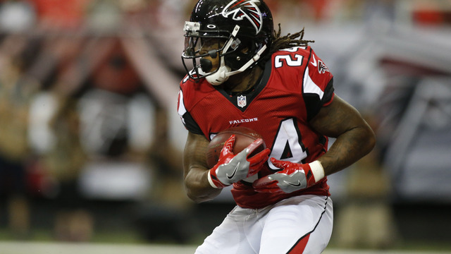 Falcons GM wants deal done with Freeman by Thursday
