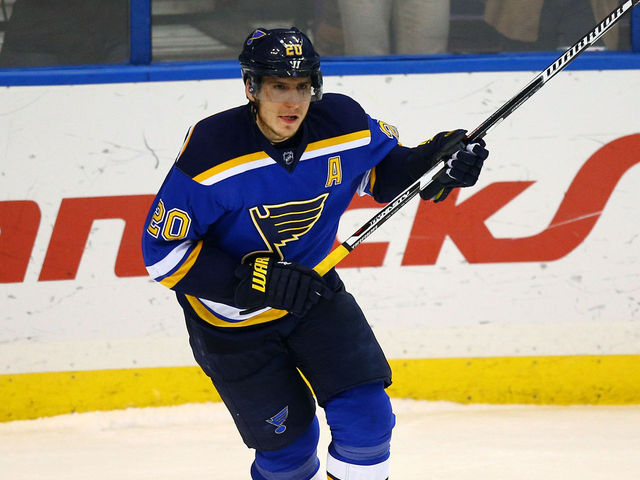 Blues' Steen injured left hand, to be re-evaluated in 3 weeks