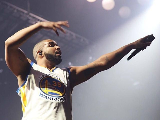 Watch: Drake brings Durant on stage during Oakland concert
