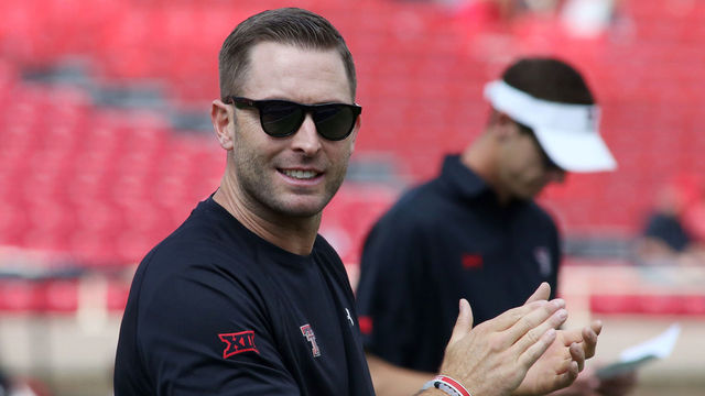 Report: Kingsbury vetting NFL and college offers despite USC rumors