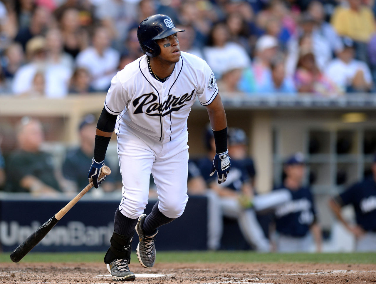 Padres INF Yangervis Solarte wins Tony Conigliaro Award