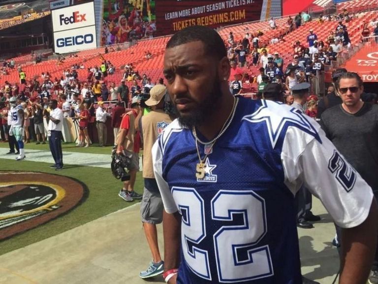 John Wall shows up at DallasWashington game in Cowboys jersey