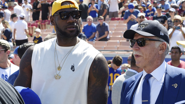 LeBron takes in Los Angeles Rams' home opener