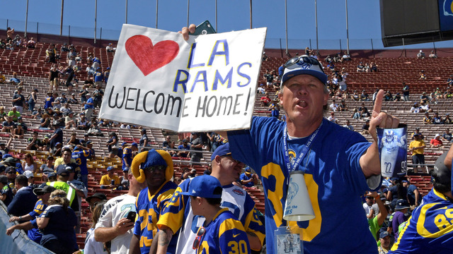 Separate The Rams 8 images of the Rams' triumphant return to Los Angeles | theScore