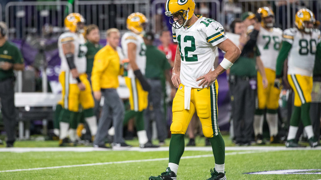 Rodgers: Packers won't 'overreact' to early struggles on offense